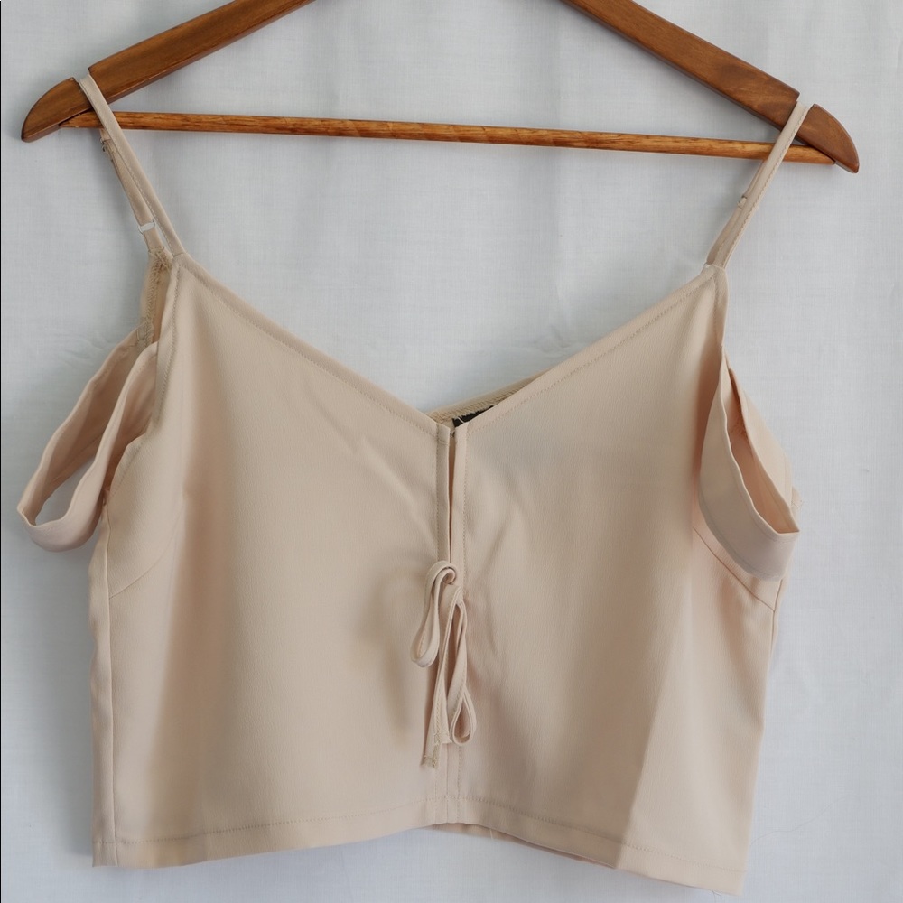 Off shoulder, spaghetti strap, crop top